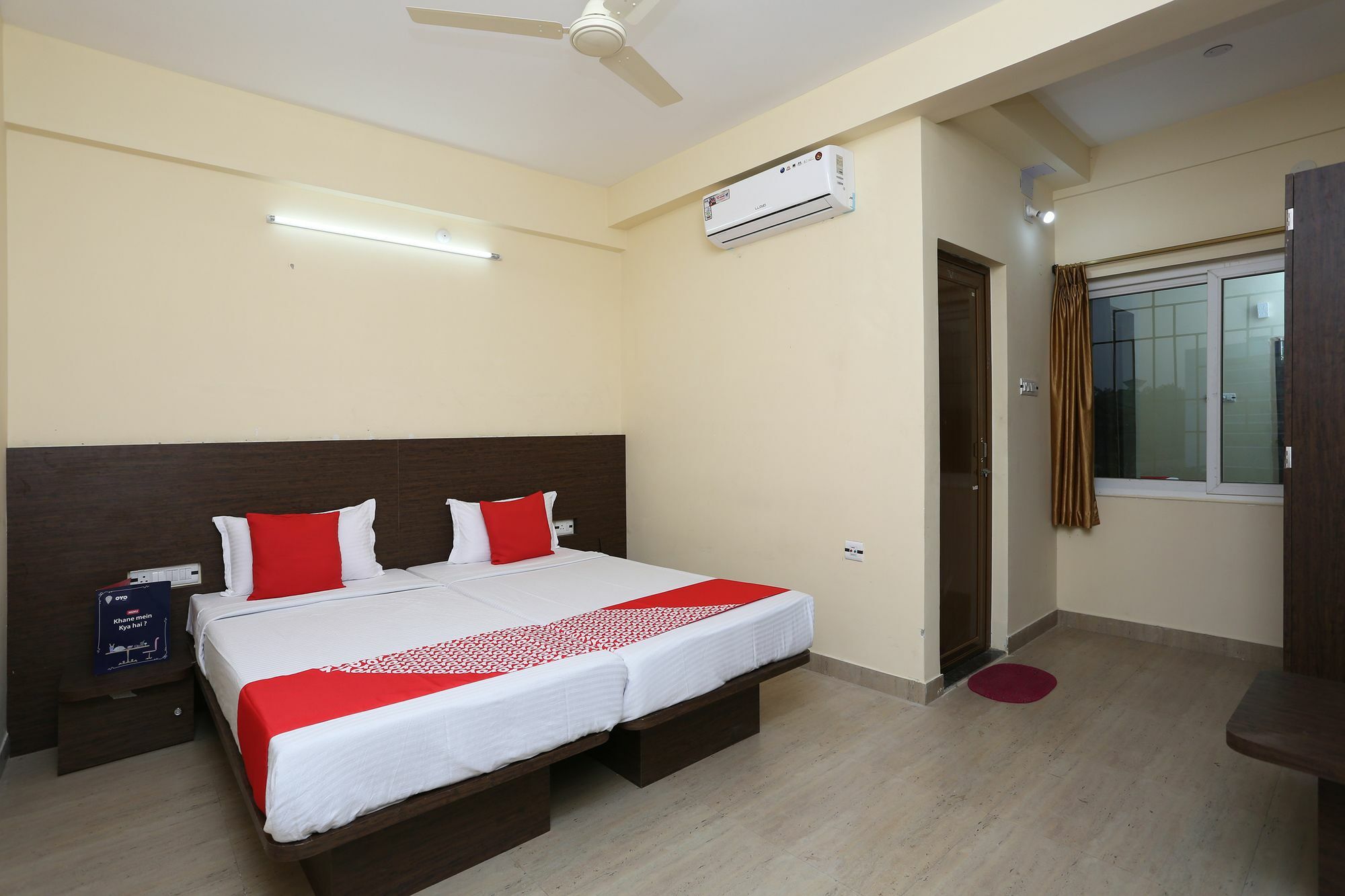 Oyo 11343 Hotel Sai International Bhubaneswar Exterior photo